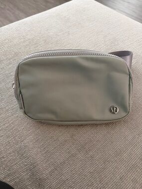 lululemon athletica Waist Pouch